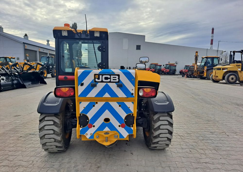 JCB 525-60E - מפעיל טלסקופי: תמונה 5 JCB 525-60E - מפעיל טלסקופי: תמונה 5