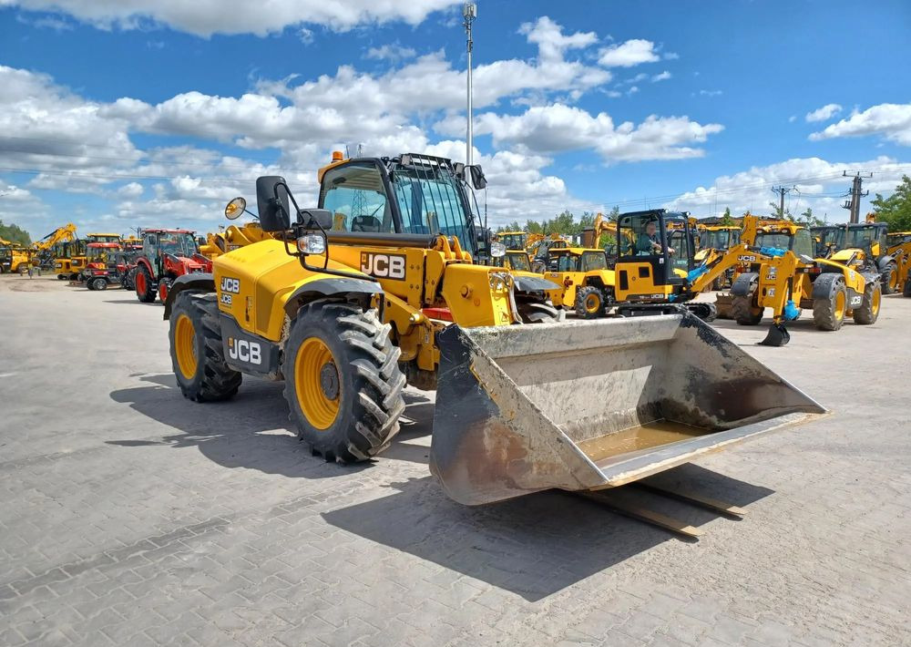 JCB 535-95 - מכונות אחרות: תמונה 3 JCB 535-95 - מכונות אחרות: תמונה 3