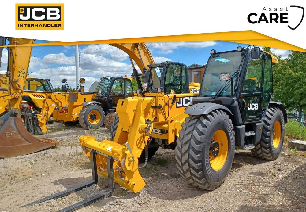 JCB 560-80 Agri Plus - מפעיל טלסקופי: תמונה 1 JCB 560-80 Agri Plus - מפעיל טלסקופי: תמונה 1