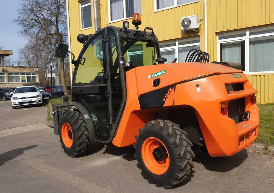 Ausa T204H - מפעיל טלסקופי: תמונה 1 Ausa T204H - מפעיל טלסקופי: תמונה 1