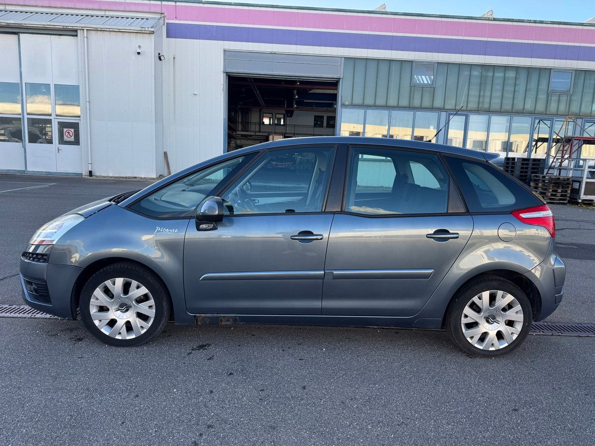Citroën C4 Picasso DIESEL HDI 1,6 EURO 4 !!!!!!!!!!!!!!! - כלי רכב מסחרי לנוסעים: תמונה 4 Citroën C4 Picasso DIESEL HDI 1,6 EURO 4 !!!!!!!!!!!!!!! - כלי רכב מסחרי לנוסעים: תמונה 4