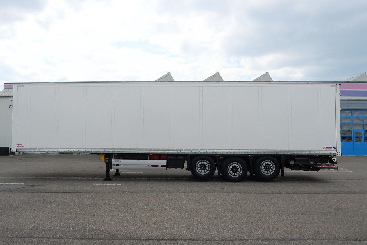 Schmitz Cargobull SKO 24/3 x ZURR/2 x LIFT /LBW 2000 kg / 2,70 - סמיטריילר בתיבה סגורה: תמונה 5 Schmitz Cargobull SKO 24/3 x ZURR/2 x LIFT /LBW 2000 kg / 2,70 - סמיטריילר בתיבה סגורה: תמונה 5