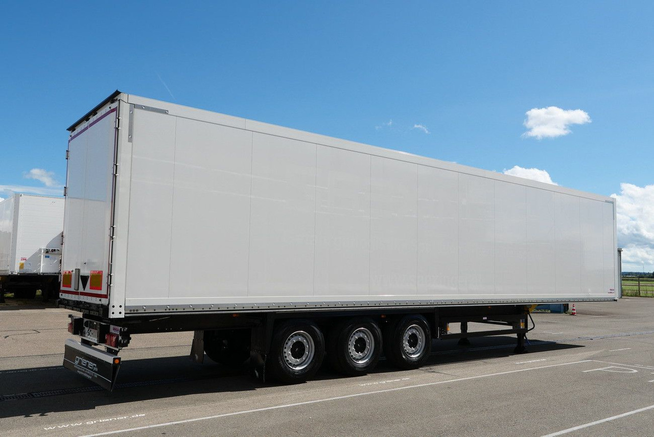 Schmitz Cargobull SKO 24/ FW 25 EXPRESS /SEITLICHE TÜREN/FALTWAND - סמיטריילר בתיבה סגורה: תמונה 2 Schmitz Cargobull SKO 24/ FW 25 EXPRESS /SEITLICHE TÜREN/FALTWAND - סמיטריילר בתיבה סגורה: תמונה 2