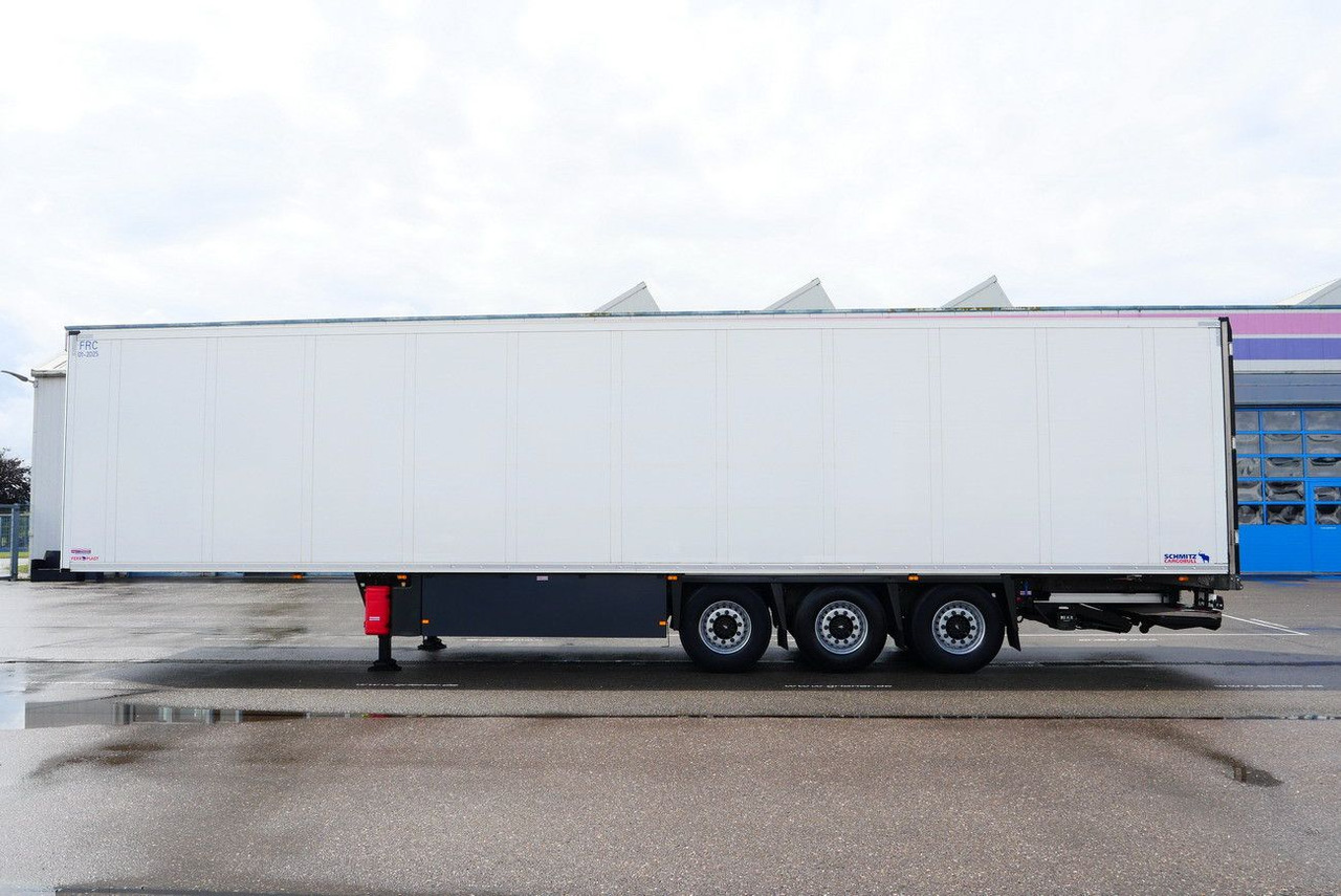 Schmitz Cargobull SKO 24/ LBW 2000 kg /BLUMEN FP 45 / TK TKM / DS - סמיטריילר בתיבה סגורה: תמונה 5 Schmitz Cargobull SKO 24/ LBW 2000 kg /BLUMEN FP 45 / TK TKM / DS - סמיטריילר בתיבה סגורה: תמונה 5