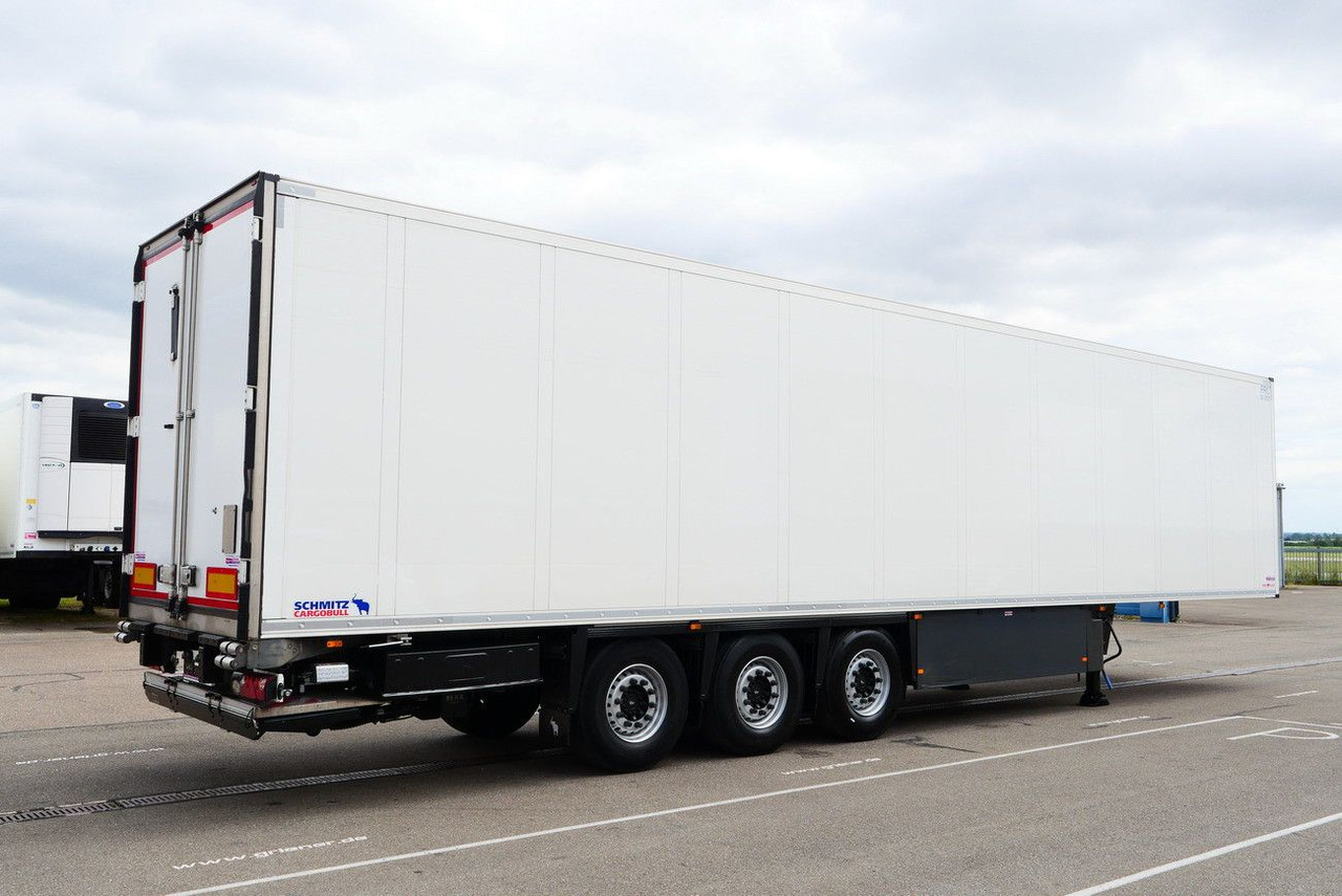 Schmitz Cargobull SKO 24/ LBW 2000 kg /BLUMEN FP 45 / TK TKM / DS - סמיטריילר עם קירור: תמונה 2 Schmitz Cargobull SKO 24/ LBW 2000 kg /BLUMEN FP 45 / TK TKM / DS - סמיטריילר עם קירור: תמונה 2