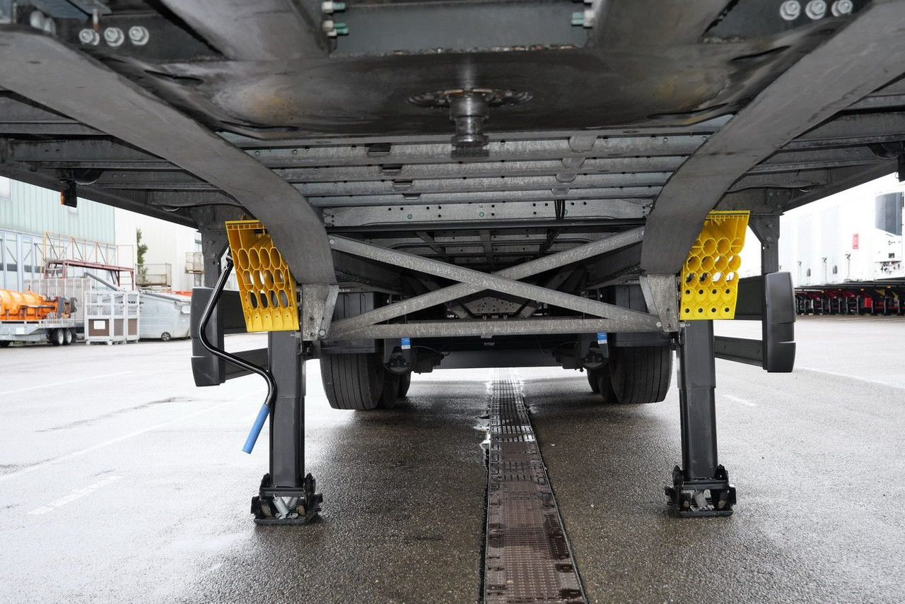 סמיטריילר בתיבה סגורה Schmitz Cargobull SKO/SBO  24 ZURRLEISTE / ZURRINGE / LIFTACHSE: תמונה 13