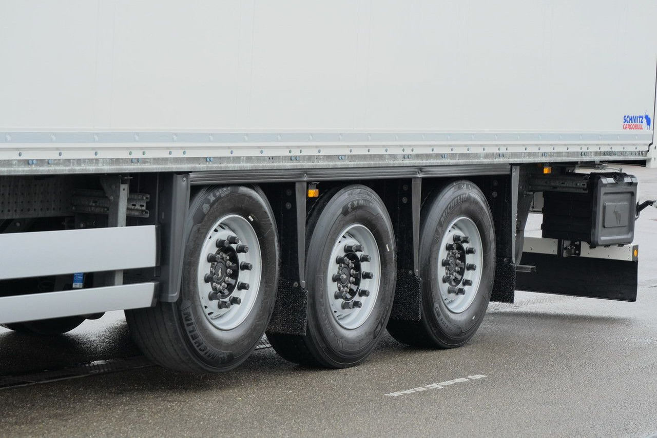 סמיטריילר בתיבה סגורה Schmitz Cargobull SKO/SBO  24 ZURRLEISTE / ZURRINGE / LIFTACHSE: תמונה 9