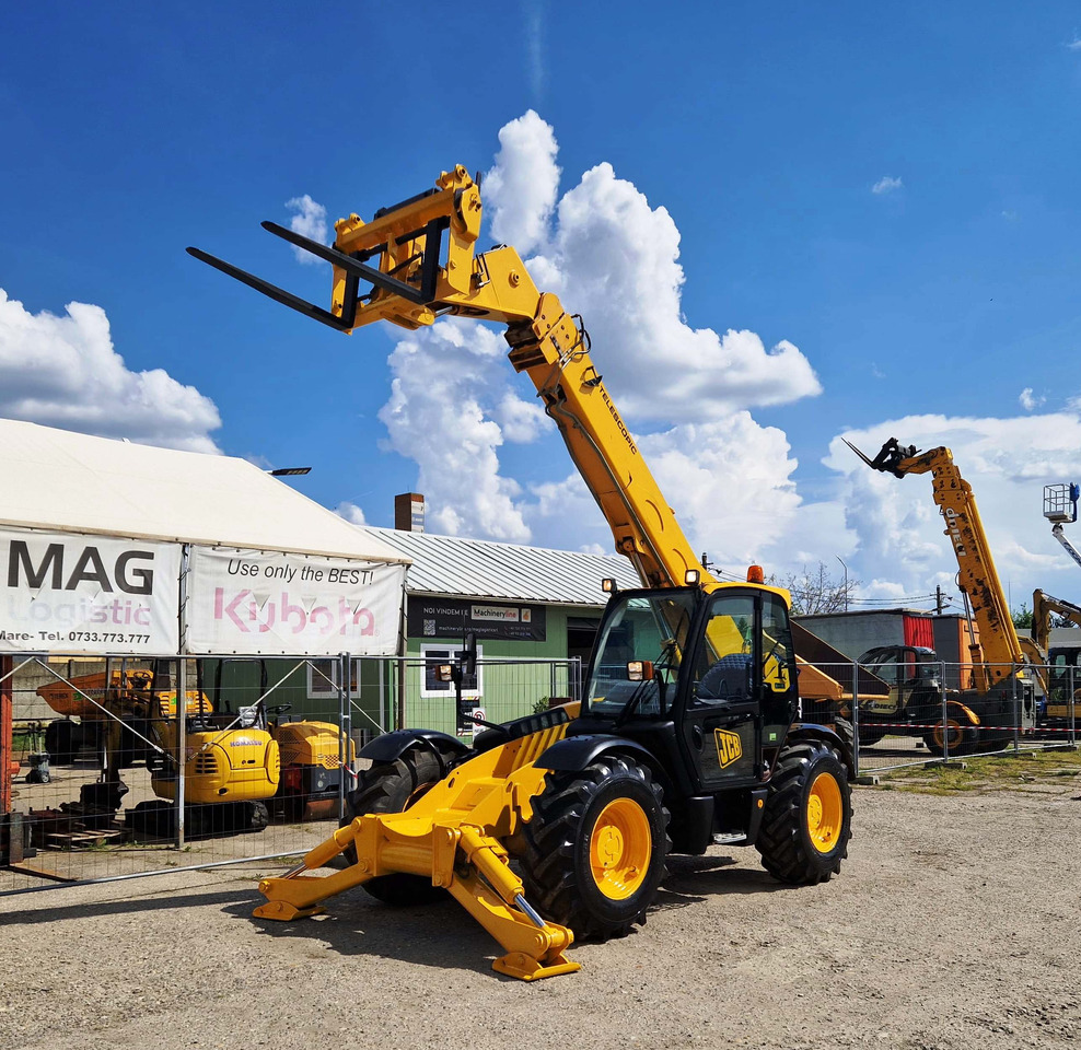 JCB 533-105 - מפעיל טלסקופי: תמונה 4 JCB 533-105 - מפעיל טלסקופי: תמונה 4