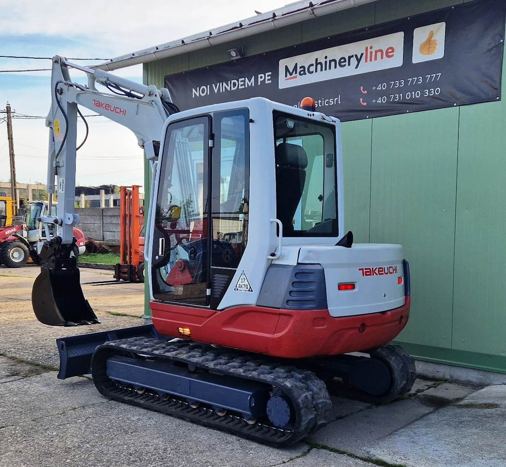 TAKEUCHI TB250 - מיני מחפר: תמונה 5 TAKEUCHI TB250 - מיני מחפר: תמונה 5