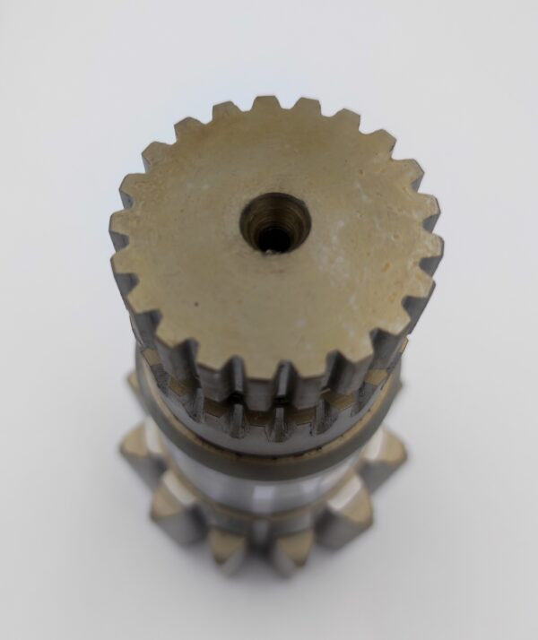 010740A Wałek silnika obrotu Yanmar SV 26 - מנוע נדנדה עבור מכונת בנייה: תמונה 3 010740A Wałek silnika obrotu Yanmar SV 26 - מנוע נדנדה עבור מכונת בנייה: תמונה 3