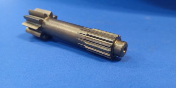 020050A Wałek silnika jazdy - מנוע הידרולי עבור מכונת בנייה: תמונה 1 020050A Wałek silnika jazdy - מנוע הידרולי עבור מכונת בנייה: תמונה 1