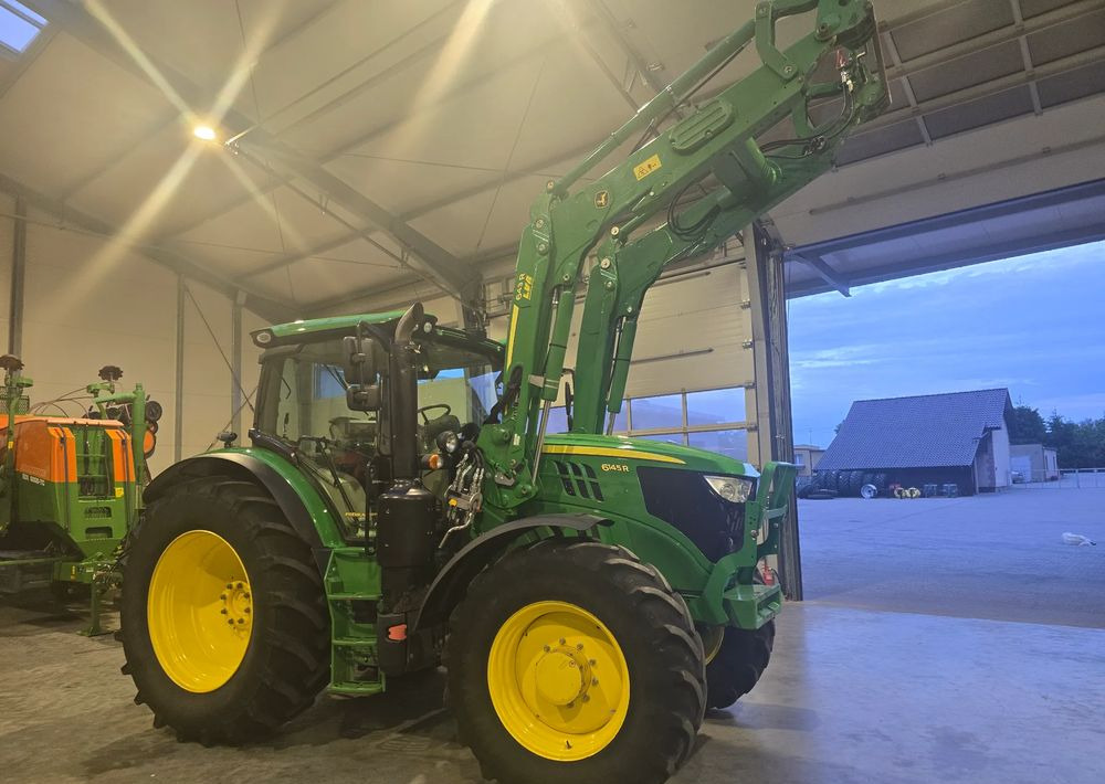 John Deere 6145 R - טרקטור חקלאי: תמונה 1 John Deere 6145 R - טרקטור חקלאי: תמונה 1