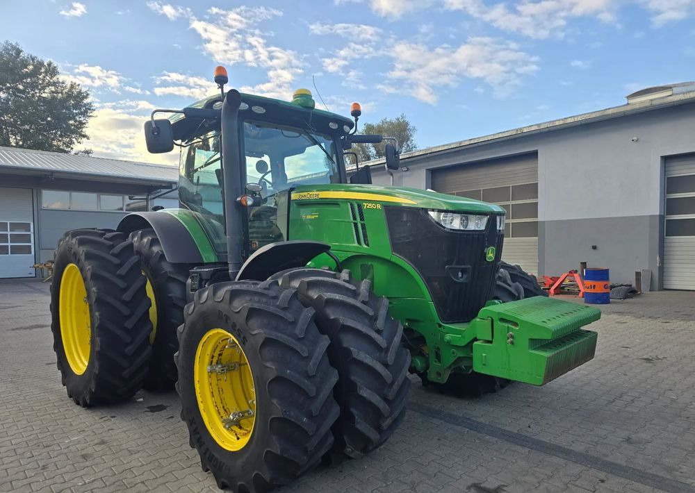 John Deere 7250R - טרקטור חקלאי: תמונה 1 John Deere 7250R - טרקטור חקלאי: תמונה 1