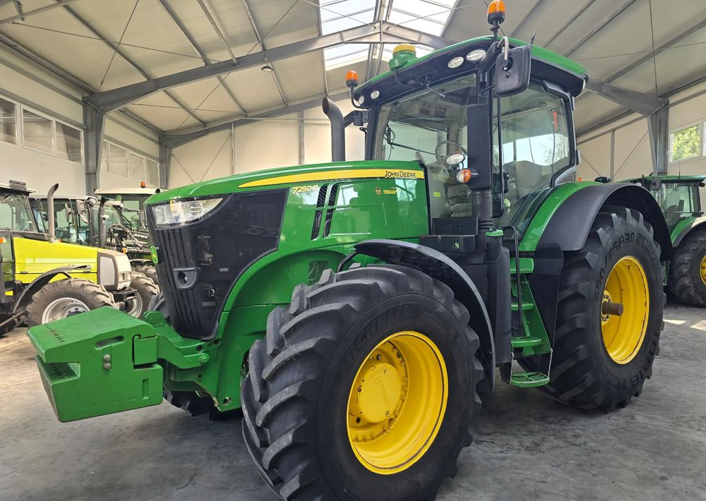 John Deere 7250R - טרקטור חקלאי: תמונה 1 John Deere 7250R - טרקטור חקלאי: תמונה 1