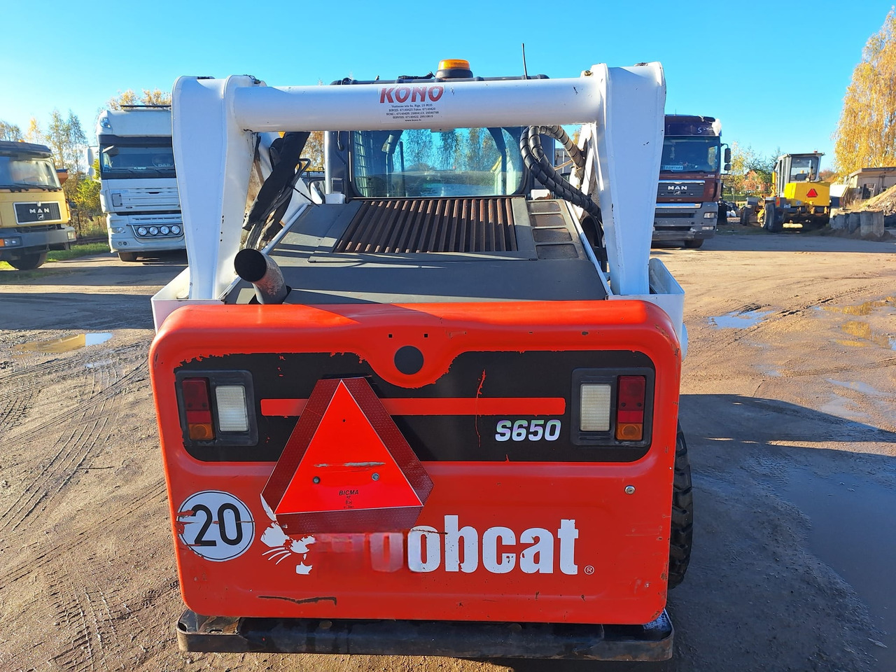 Bobcat S650 - מעמיס היגוי החלקה: תמונה 2 Bobcat S650 - מעמיס היגוי החלקה: תמונה 2