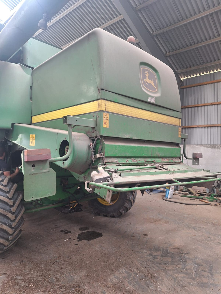 JOHN DEERE T670 - מקצרת קומבינה: תמונה 2 JOHN DEERE T670 - מקצרת קומבינה: תמונה 2