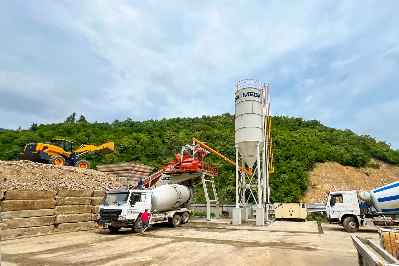 CONCRETE BATCHING PLANT MOBILE - מנחית בטון: תמונה 1 CONCRETE BATCHING PLANT MOBILE - מנחית בטון: תמונה 1