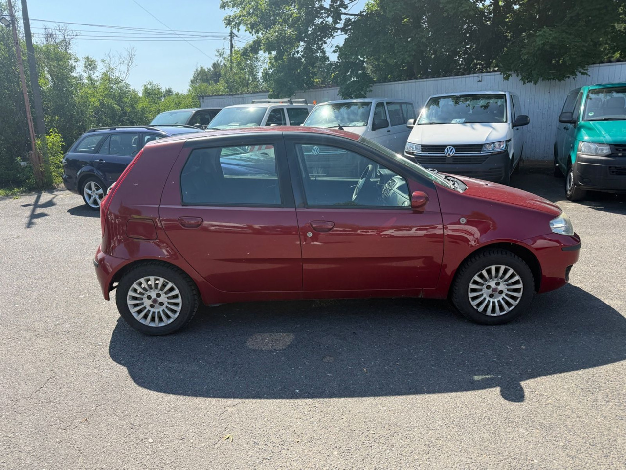 Fiat Punto Aktueller HU Motorschaden - סדאן: תמונה 3 Fiat Punto Aktueller HU Motorschaden - סדאן: תמונה 3