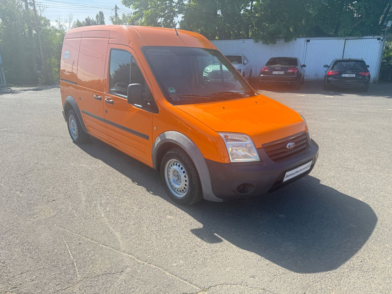 Ford Transit Connect Kasten lang - כלי רכב מסחרי קטן: תמונה 2 Ford Transit Connect Kasten lang - כלי רכב מסחרי קטן: תמונה 2