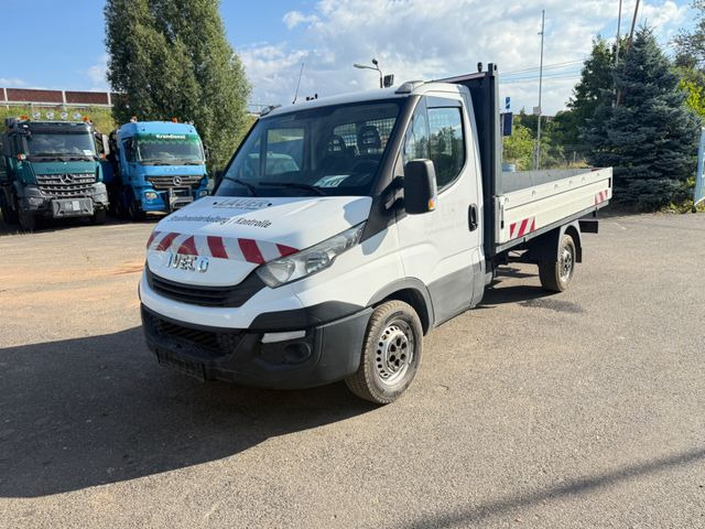 Iveco Daily 35 S 12 - כלי רכב מסחרי במיטה שטוחה: תמונה 3 Iveco Daily 35 S 12 - כלי רכב מסחרי במיטה שטוחה: תמונה 3