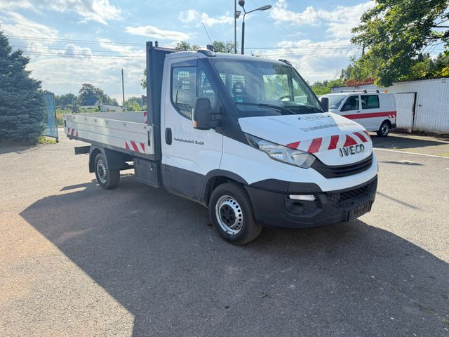 Iveco Daily 35 S 12 - כלי רכב מסחרי במיטה שטוחה: תמונה 1 Iveco Daily 35 S 12 - כלי רכב מסחרי במיטה שטוחה: תמונה 1