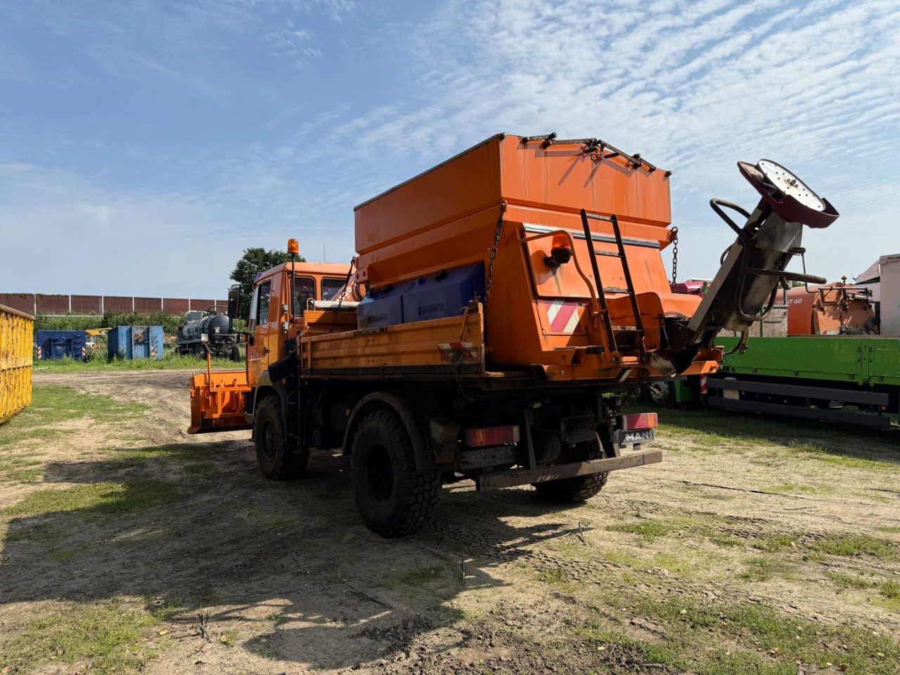 מזהיר, משאית מנוף MAN 10.224  Atlas Kran Salzstreuer 4X4: תמונה 7