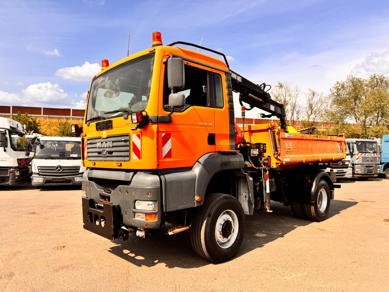 MAN TGA 18.310 Kipper - Kran 4x4 - מזהיר, משאית מנוף: תמונה 3 MAN TGA 18.310 Kipper - Kran 4x4 - מזהיר, משאית מנוף: תמונה 3