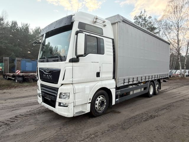 MAN TGX 26.460 FG 6x2 Motorschaden - משאית וילונות צד: תמונה 2 MAN TGX 26.460 FG 6x2 Motorschaden - משאית וילונות צד: תמונה 2