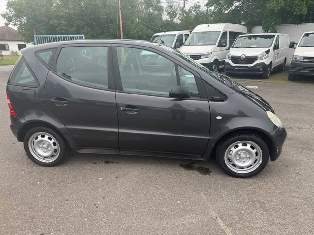 Mercedes-Benz A 160 A -Klasse A 160 - מכונית: תמונה 3 Mercedes-Benz A 160 A -Klasse A 160 - מכונית: תמונה 3