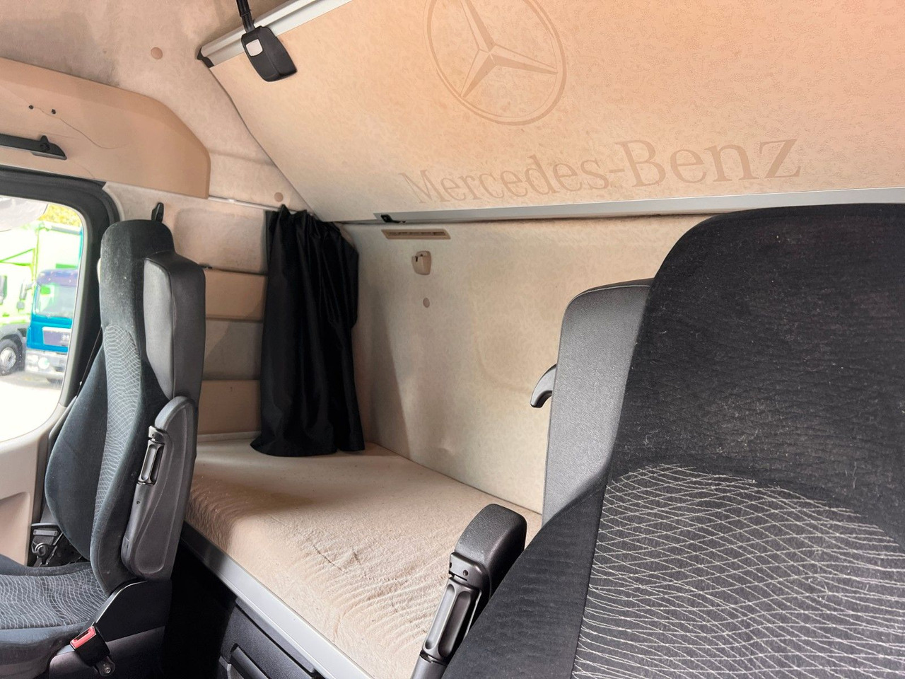 יחידת טרקטור Mercedes-Benz Actros 1845: תמונה 10