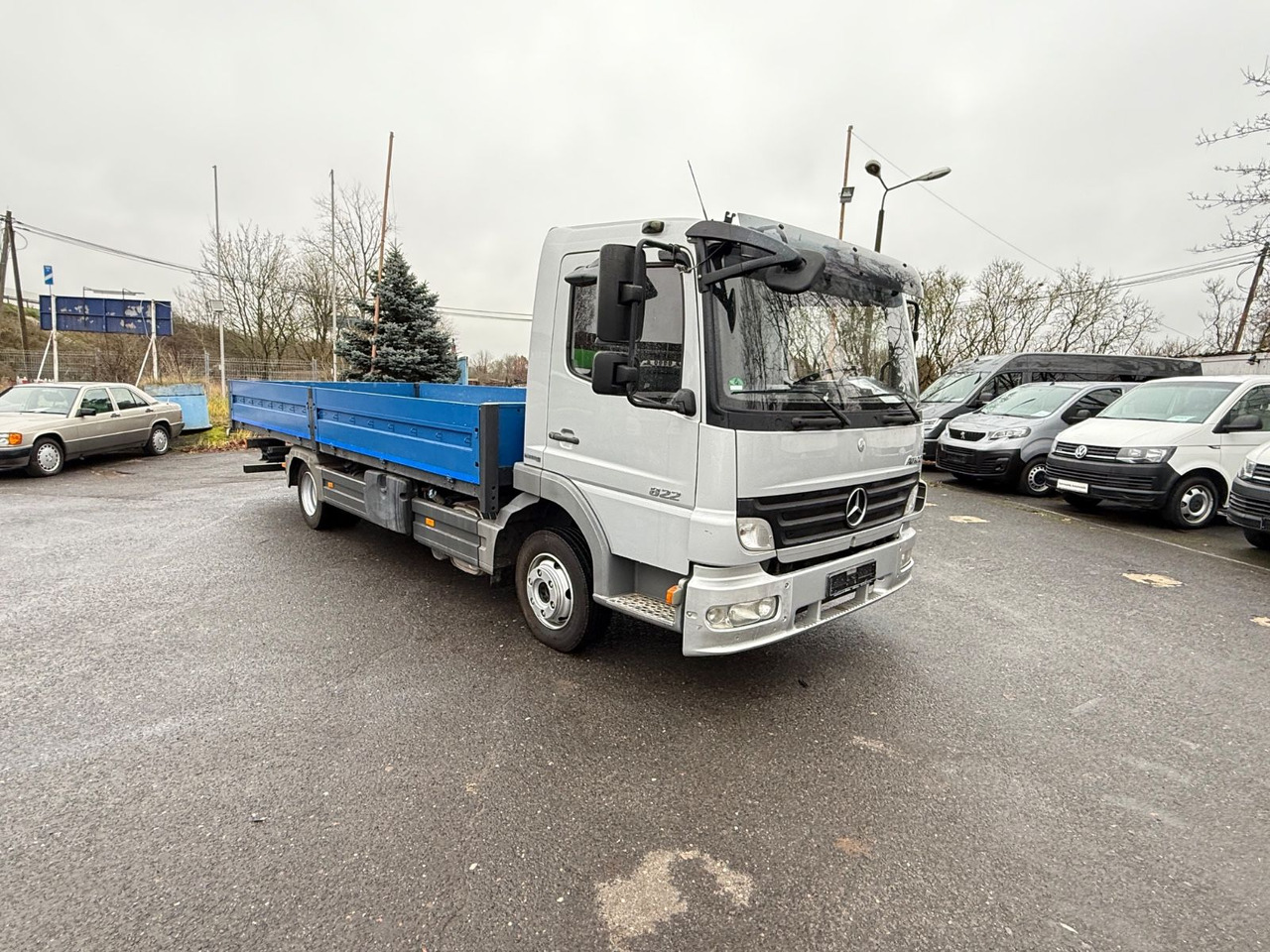 Mercedes-Benz Atego 822 L Klima, Tempomat - משאית צד נופל/ שטוחה: תמונה 2 Mercedes-Benz Atego 822 L Klima, Tempomat - משאית צד נופל/ שטוחה: תמונה 2