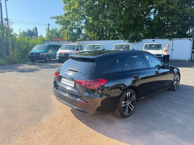 רכב סטיישן Mercedes-Benz C 220 C -Klasse T-Modell C 220 T d: תמונה 6 רכב סטיישן Mercedes-Benz C 220 C -Klasse T-Modell C 220 T d: תמונה 6