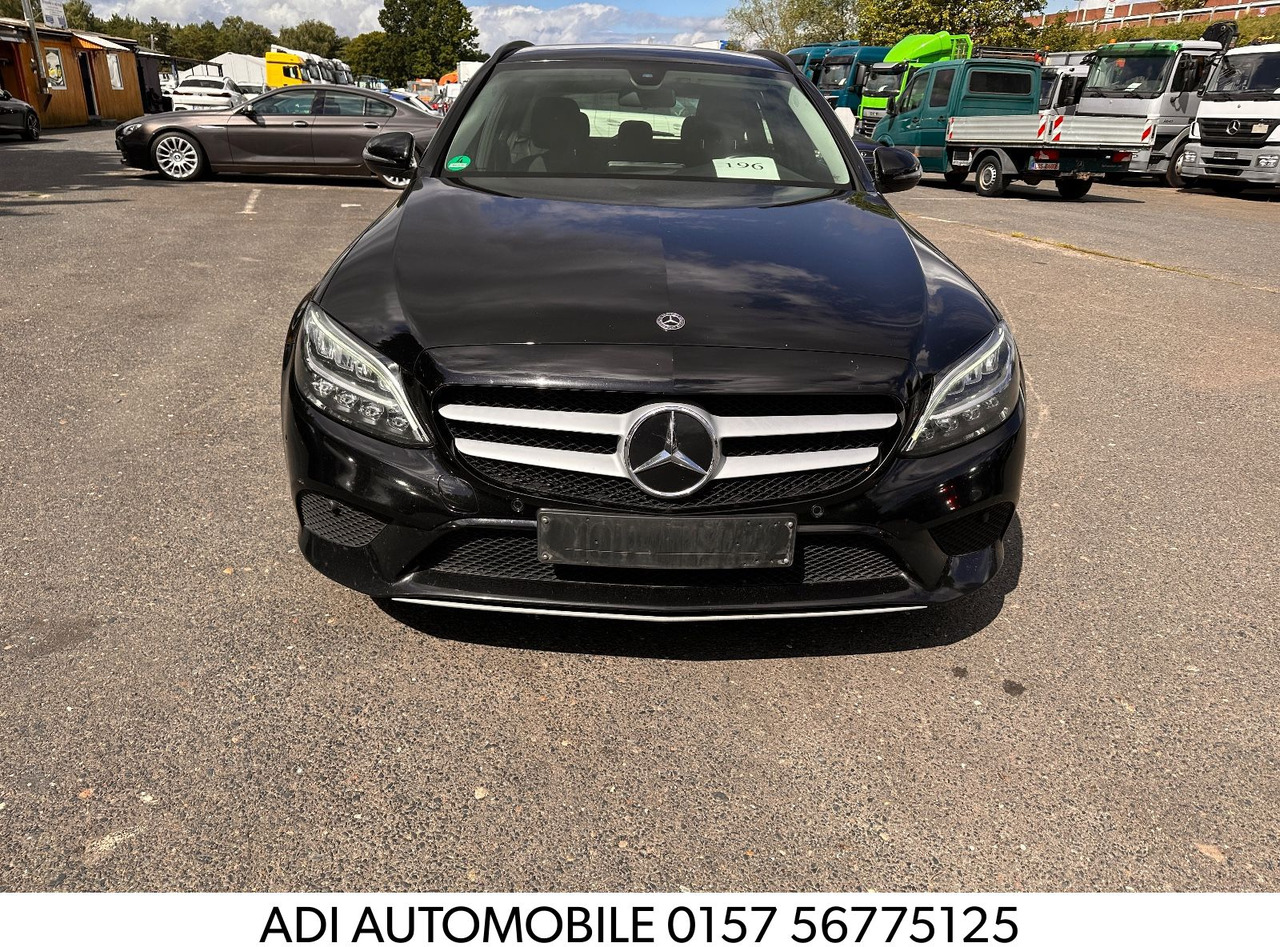 Mercedes-Benz C Klasse T-Modell C 200 d T - מכונית: תמונה 1 Mercedes-Benz C Klasse T-Modell C 200 d T - מכונית: תמונה 1