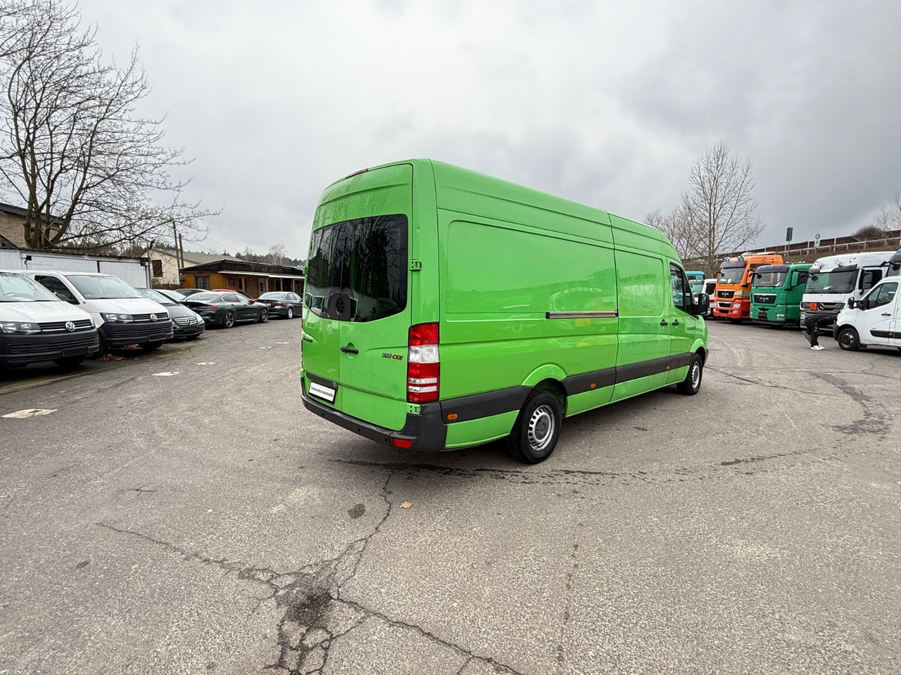 כלי רכב מסחרי עם לוח Mercedes-Benz Sprinter 313 CDI: תמונה 7