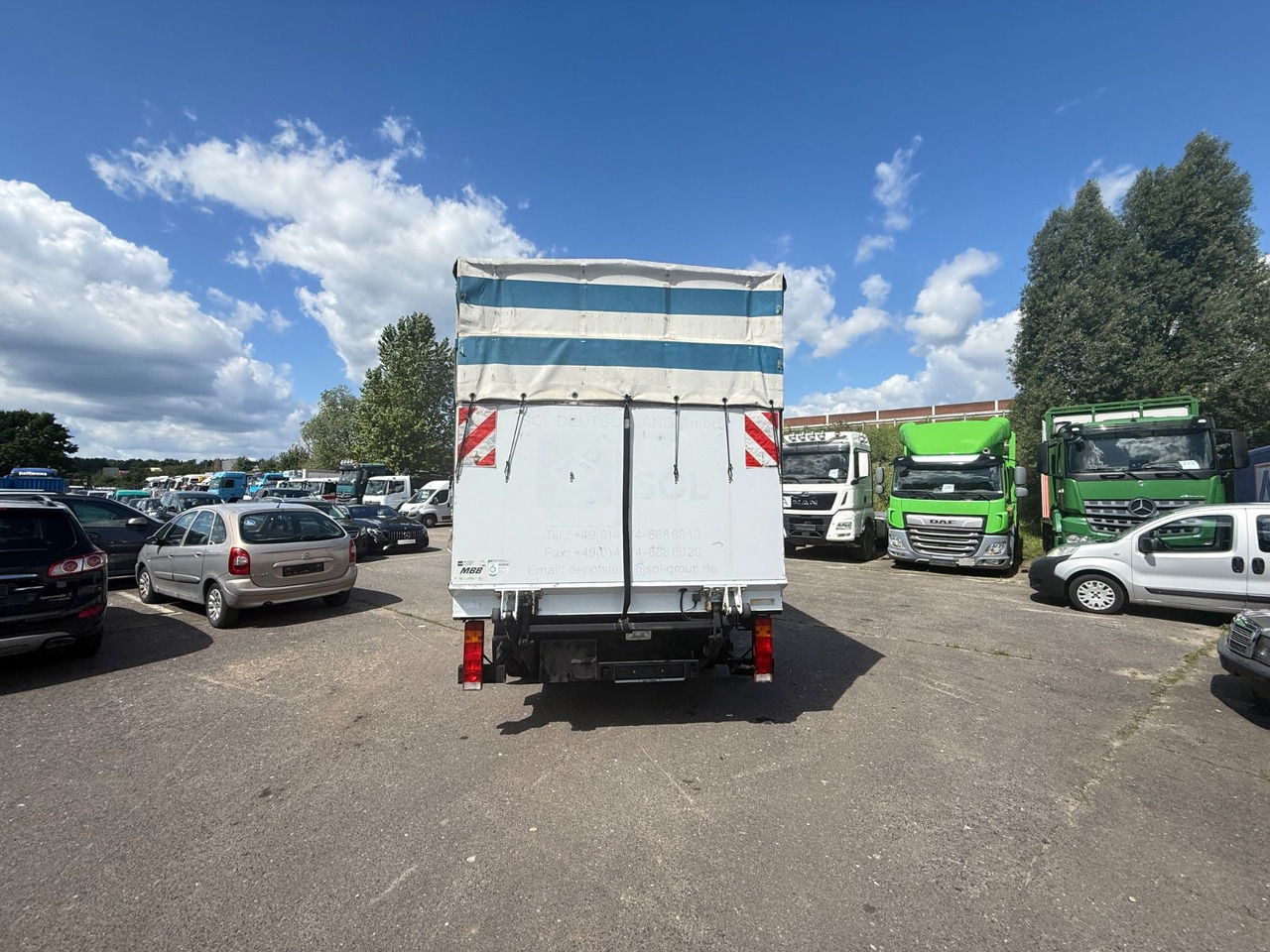 Mercedes-Benz Vario FG 816 D OM 904 LA - משאית וילונות צד: תמונה 4 Mercedes-Benz Vario FG 816 D OM 904 LA - משאית וילונות צד: תמונה 4