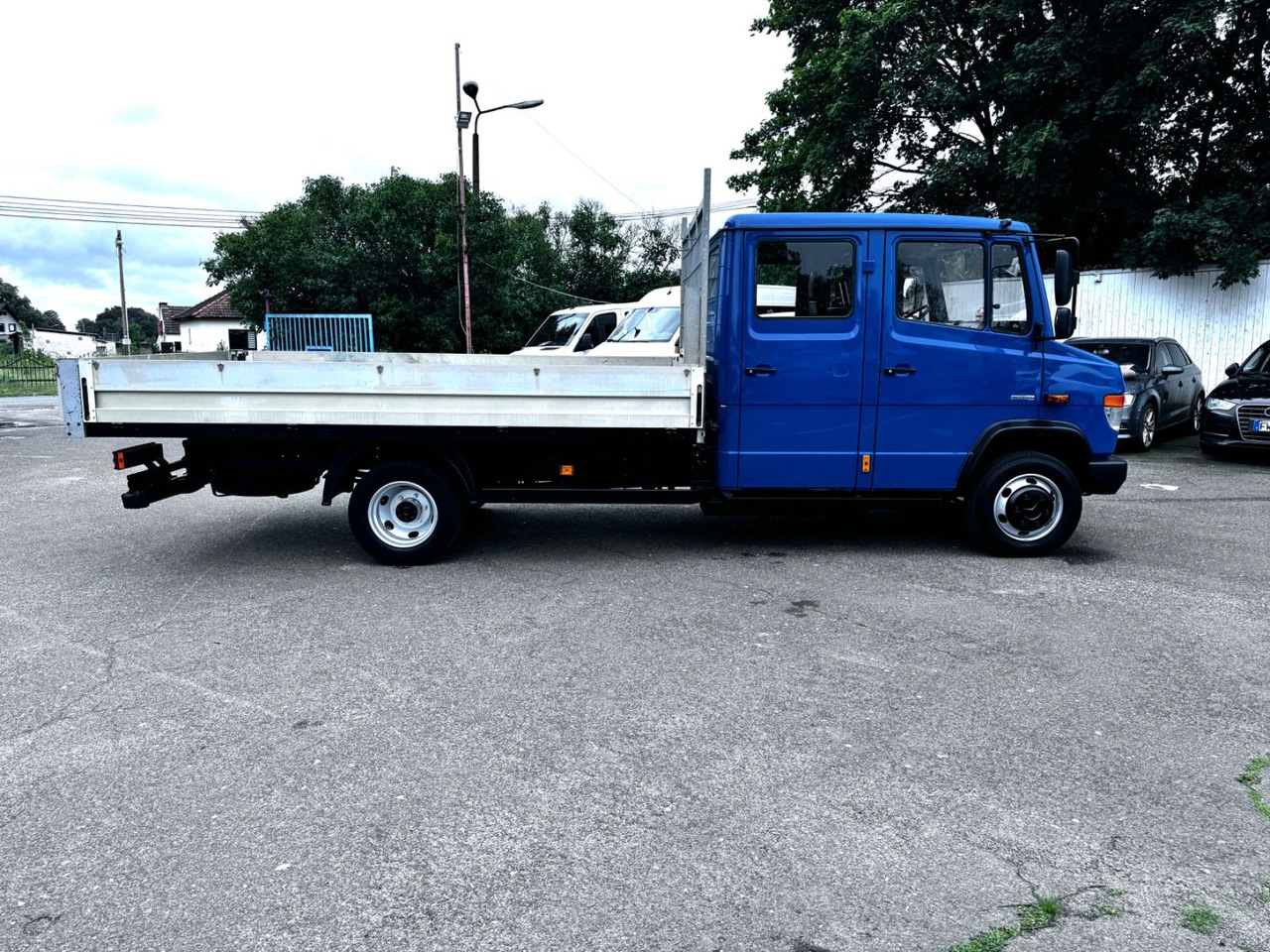Mercedes-Benz Vario FGDK 816 D - משאית צד נופל/ שטוחה: תמונה 5 Mercedes-Benz Vario FGDK 816 D - משאית צד נופל/ שטוחה: תמונה 5