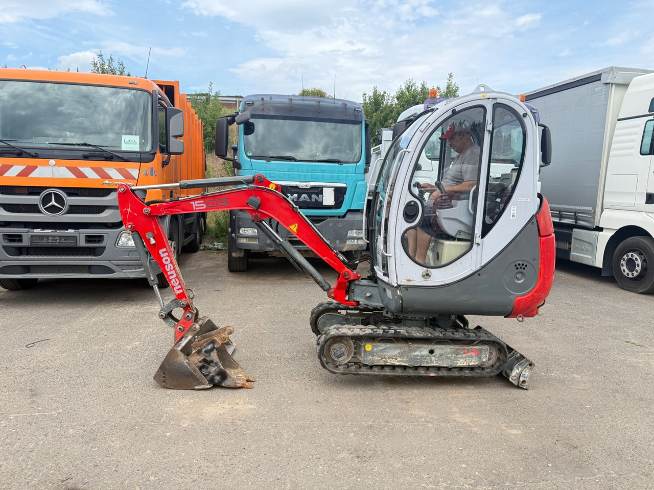 Neuson 1503 RD Knickmatik Hyd. verstellbare Laufwerke - מיני מחפר: תמונה 4 Neuson 1503 RD Knickmatik Hyd. verstellbare Laufwerke - מיני מחפר: תמונה 4