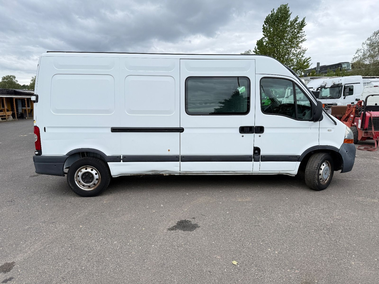 Renault Master - כלי רכב מסחרי עם לוח: תמונה 5 Renault Master - כלי רכב מסחרי עם לוח: תמונה 5