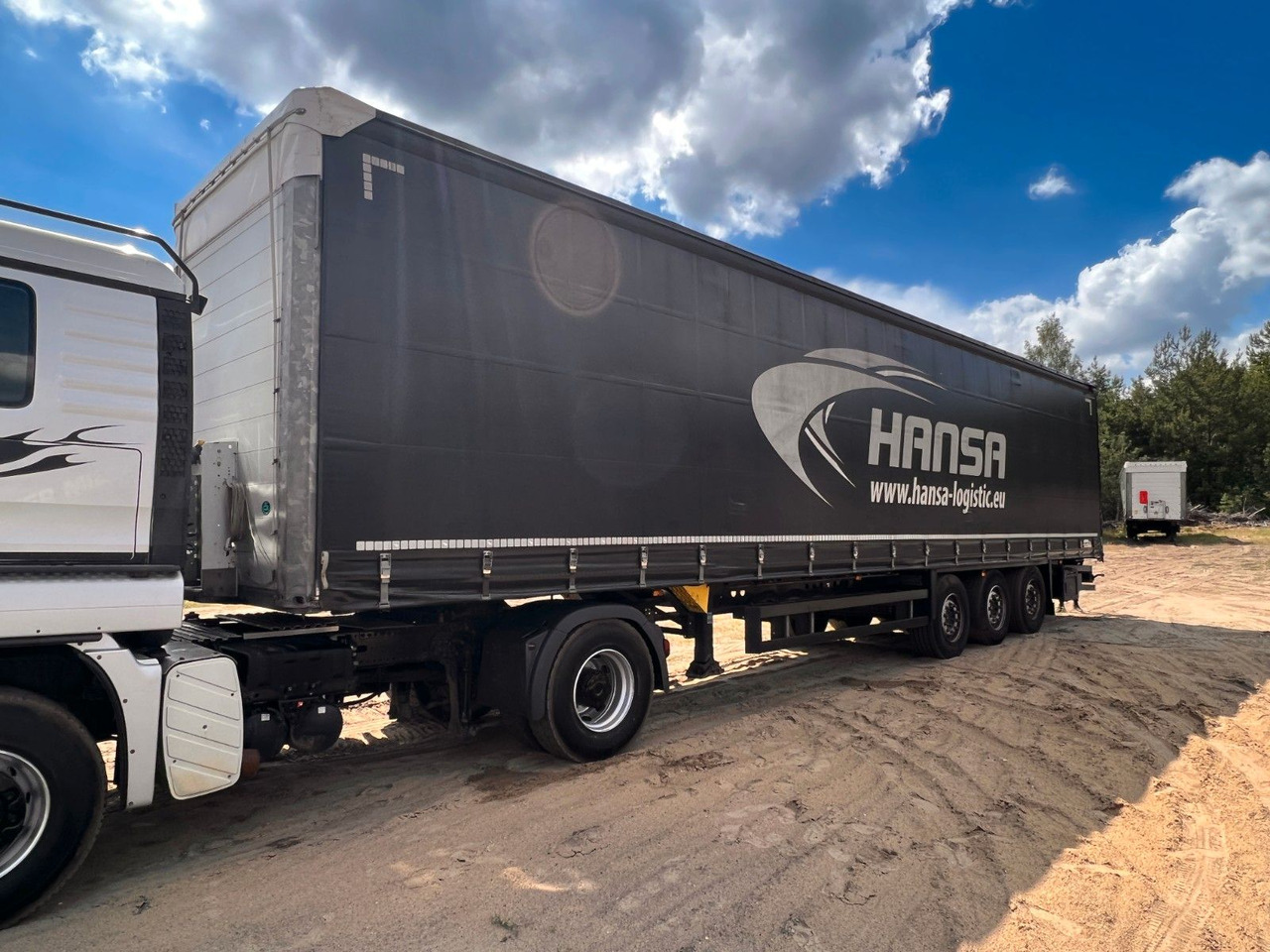 Schmitz Cargobull SCB S3T - סמיטריילר עם וילונות צד: תמונה 2 Schmitz Cargobull SCB S3T - סמיטריילר עם וילונות צד: תמונה 2