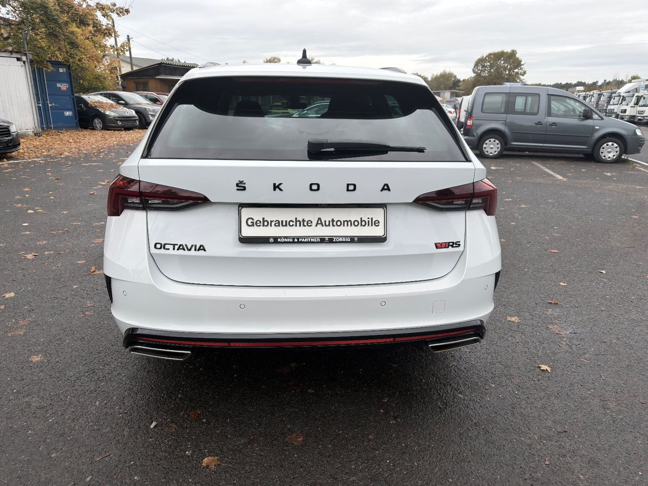 Skoda Octavia Combi RS First Edition - רכב סטיישן: תמונה 4 Skoda Octavia Combi RS First Edition - רכב סטיישן: תמונה 4