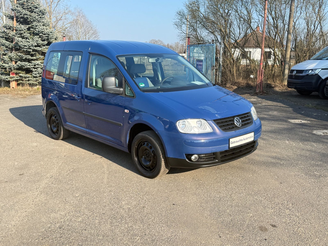 Volkswagen Caddy Life - כלי רכב מסחרי לנוסעים: תמונה 2 Volkswagen Caddy Life - כלי רכב מסחרי לנוסעים: תמונה 2