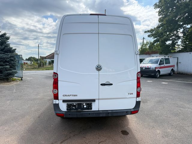 Volkswagen Crafter Kasten 35 mittel L2H2 Hochdach - כלי רכב מסחרי עם לוח: תמונה 4 Volkswagen Crafter Kasten 35 mittel L2H2 Hochdach - כלי רכב מסחרי עם לוח: תמונה 4