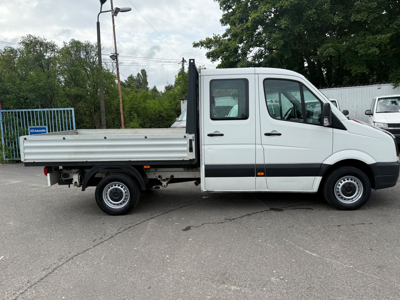 Volkswagen Crafter Pritsche 35 mittel L2 Doppelkabine - כלי רכב מסחרי במיטה שטוחה, כלי רכב מסחרי קומבי: תמונה 3 Volkswagen Crafter Pritsche 35 mittel L2 Doppelkabine - כלי רכב מסחרי במיטה שטוחה, כלי רכב מסחרי קומבי: תמונה 3