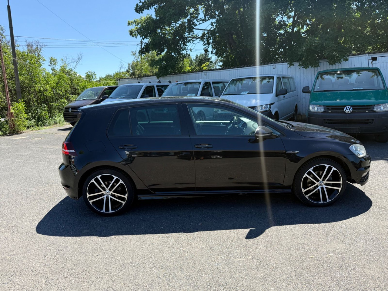Volkswagen Golf VII Lim. Lounge BMT R-line - סדאן: תמונה 3 Volkswagen Golf VII Lim. Lounge BMT R-line - סדאן: תמונה 3