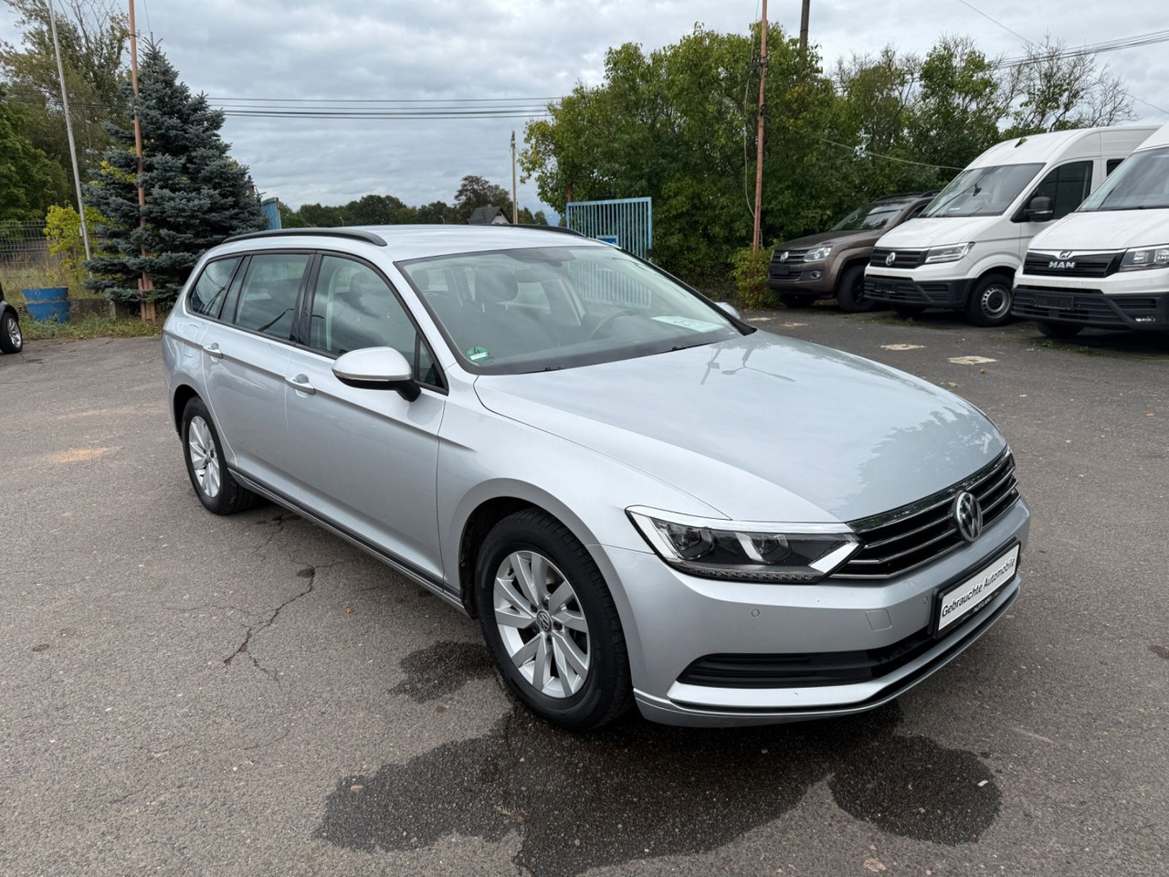 Volkswagen Passat Variant Trendline BMT/Start-Stopp - סדאן: תמונה 2 Volkswagen Passat Variant Trendline BMT/Start-Stopp - סדאן: תמונה 2