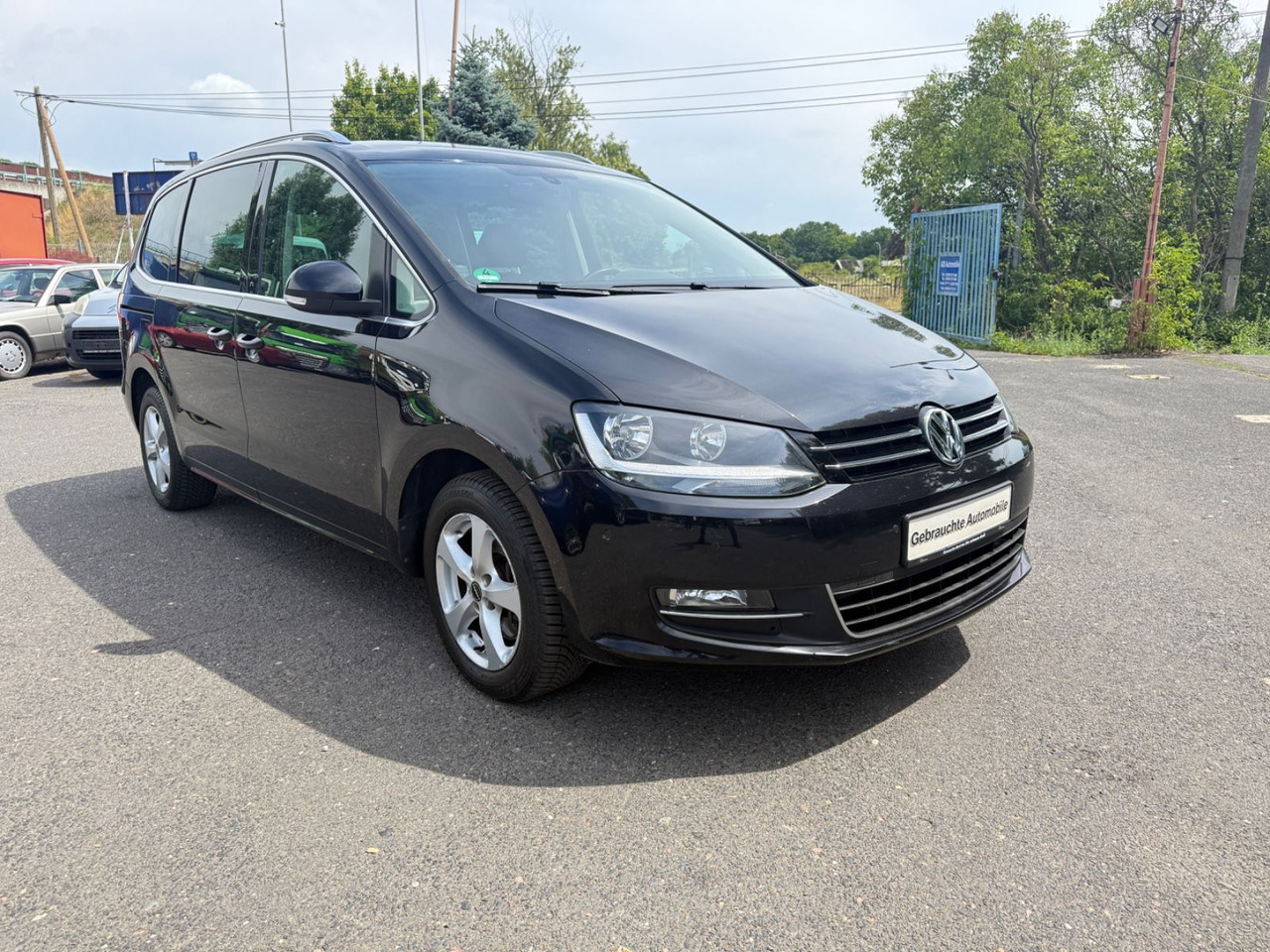 Volkswagen Sharan Highline BMT - כלי רכב מסחרי לנוסעים: תמונה 2 Volkswagen Sharan Highline BMT - כלי רכב מסחרי לנוסעים: תמונה 2
