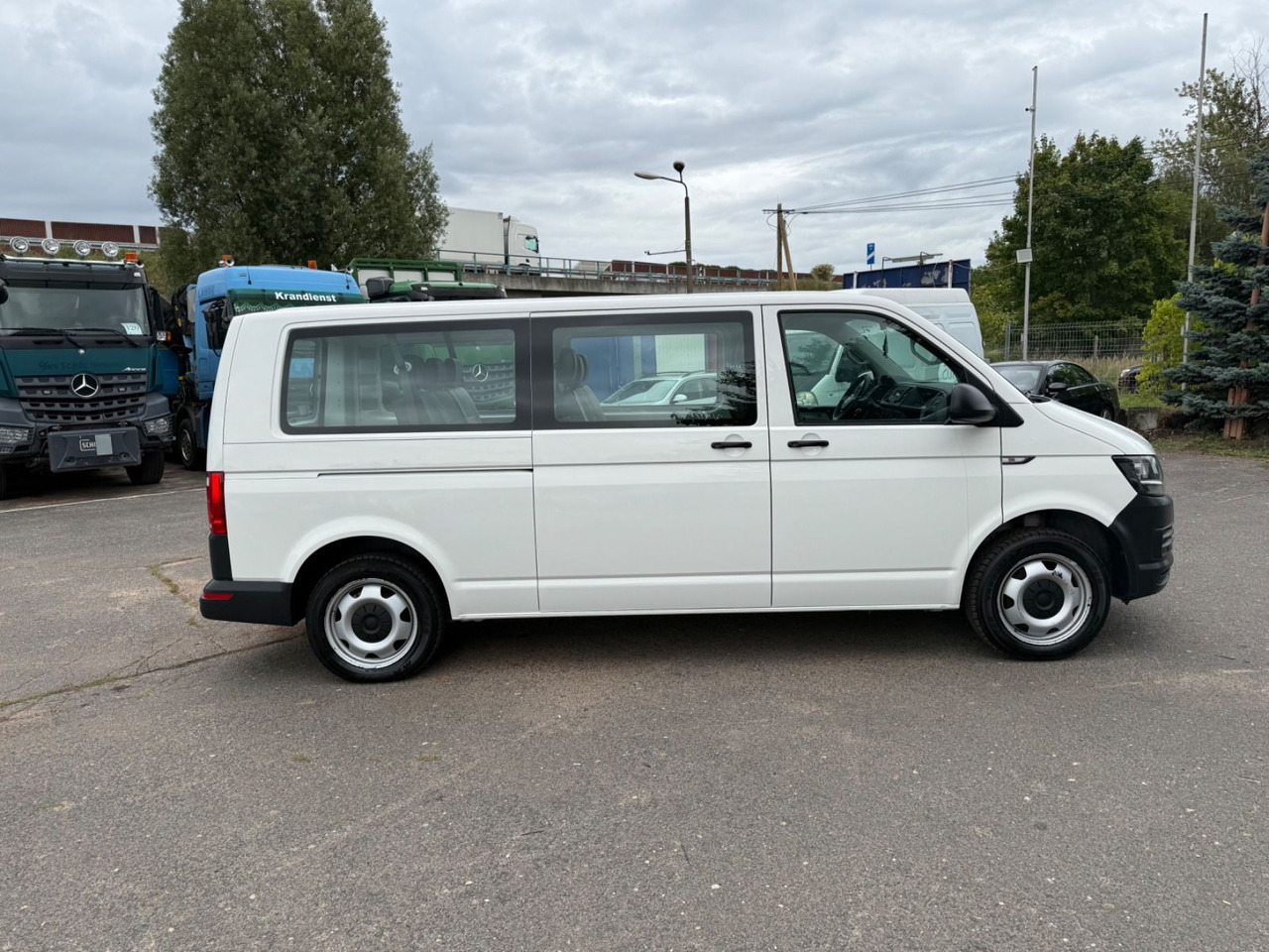 Volkswagen T6 Transporter 9 Sitzer 4Motion - כלי רכב מסחרי לנוסעים: תמונה 3 Volkswagen T6 Transporter 9 Sitzer 4Motion - כלי רכב מסחרי לנוסעים: תמונה 3