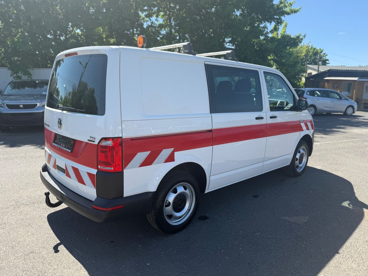 Volkswagen T6 Transporter Kasten-mixto 4x4 - כלי רכב מסחרי קטן: תמונה 5 Volkswagen T6 Transporter Kasten-mixto 4x4 - כלי רכב מסחרי קטן: תמונה 5