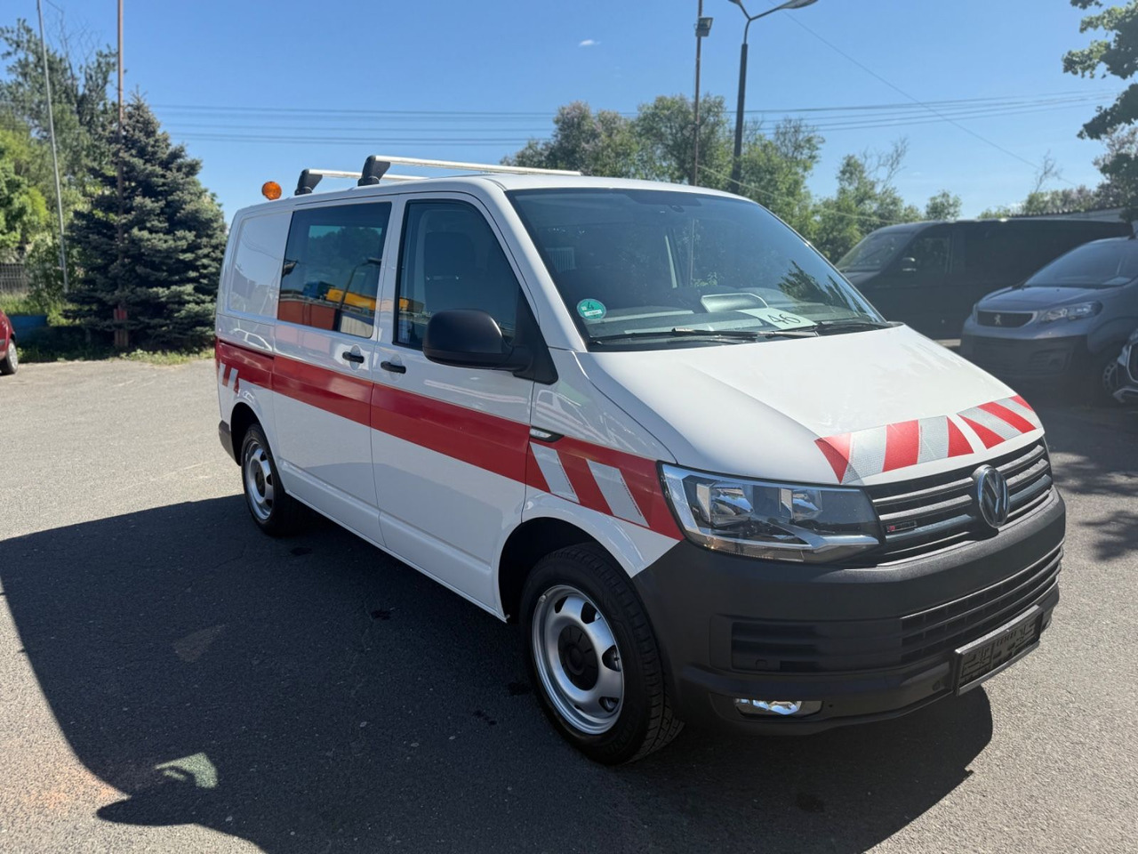 Volkswagen T6 Transporter Kasten-mixto 4x4 - כלי רכב מסחרי קטן: תמונה 2 Volkswagen T6 Transporter Kasten-mixto 4x4 - כלי רכב מסחרי קטן: תמונה 2