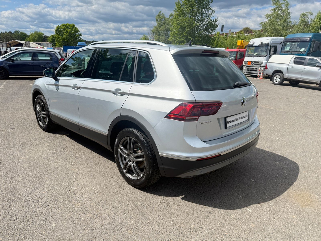 Volkswagen Tiguan Highline BMT/Start-Stopp 4Motion - SUV: תמונה 5 Volkswagen Tiguan Highline BMT/Start-Stopp 4Motion - SUV: תמונה 5